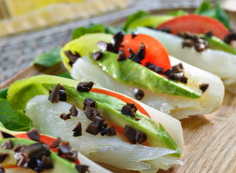 Receta de ensalada de bacalao ahumado y aguacate
