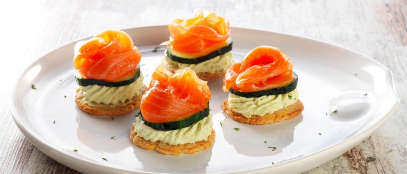 Entrantes de salmon ahumado para Navidad