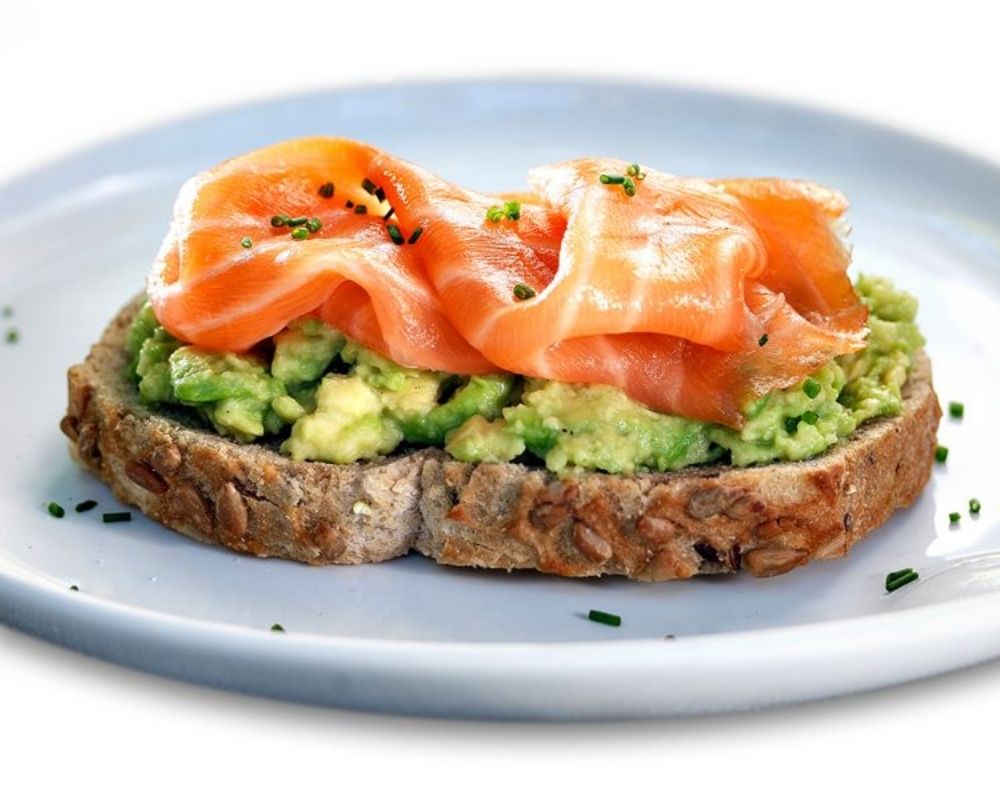 Tosta de salmón ahumado