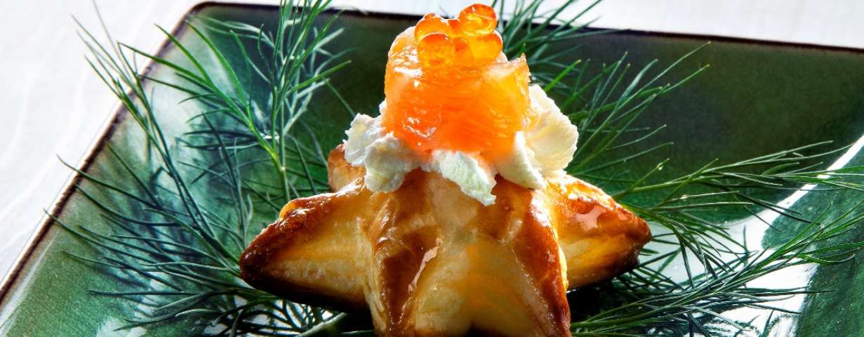 Aperitivos de salmon ahumado para Navidad
