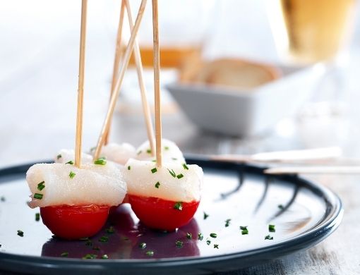 Pinchos de bacalao ahumado
