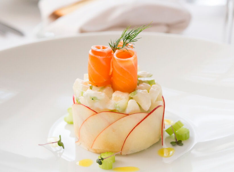 Receta de ensalada de salmón ahumado y manzana