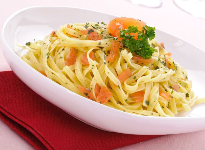 Receta de pasta con salmón ahumado sin nata