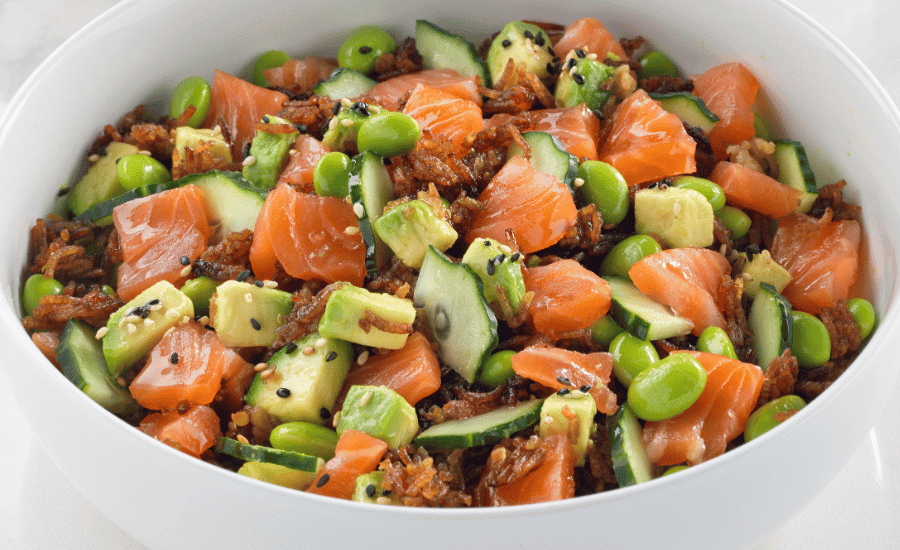 Ensalada crujiente de salmón