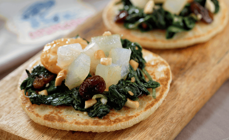 blinis con bacalao